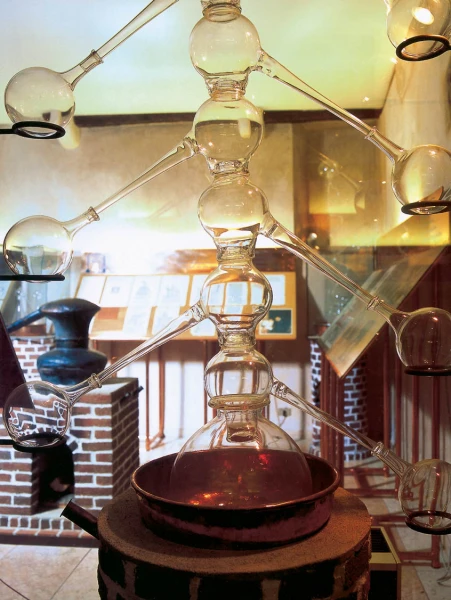 Storia della distillazione